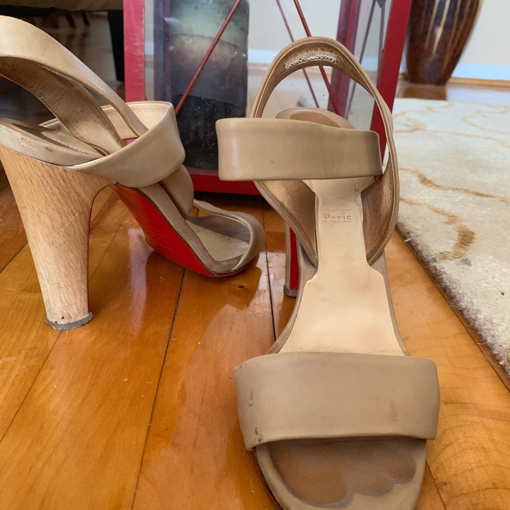 Christian Louboutin Nude Heels Size 39